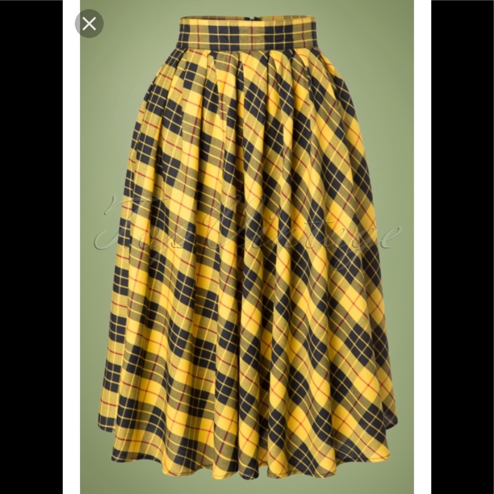 Retrolicious Madison black yellow plaid skirt